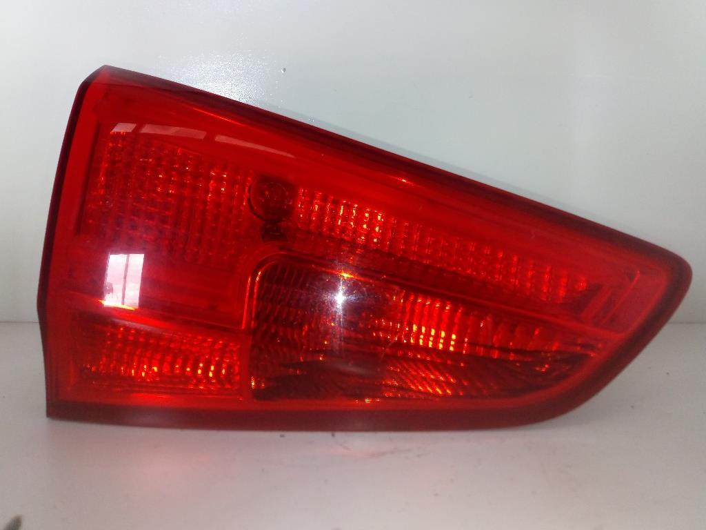 Fanale Stop Supplementare Sinistro 92403A23 Usato