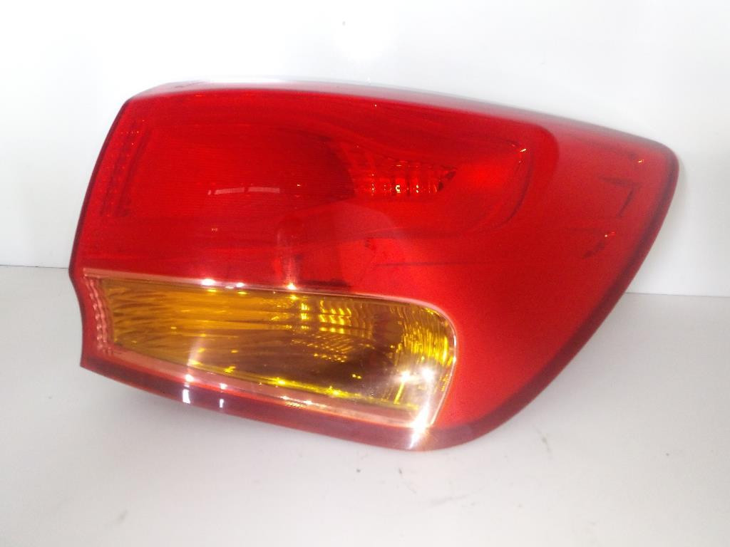 Fanale Post. Destro 92402A23 Usato