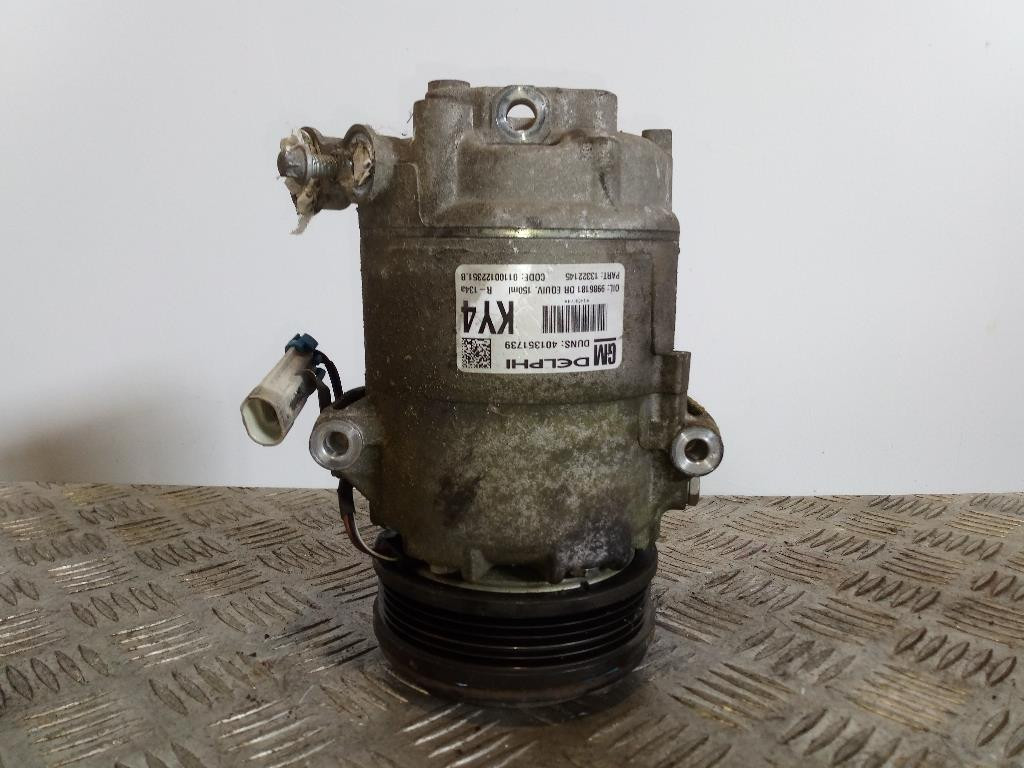 Compressore A/c 13322145 401351739 Usato