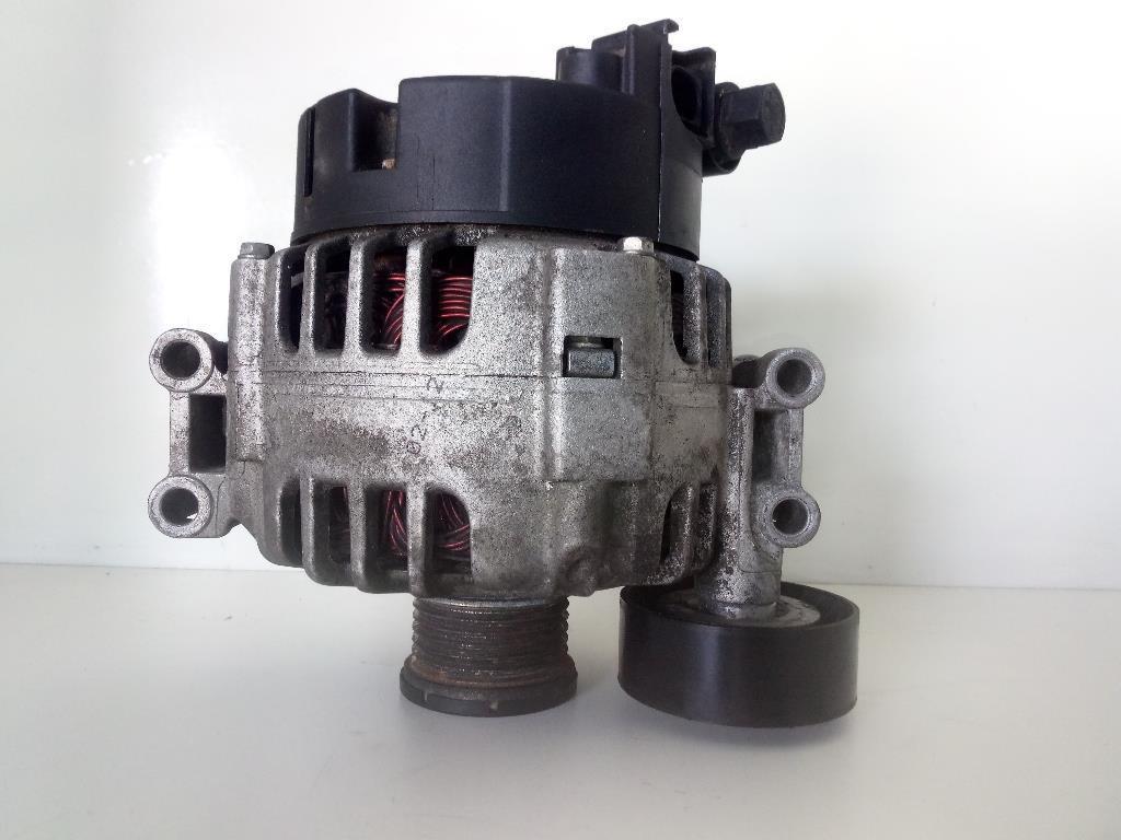 Alternatore SG14B017 Usato