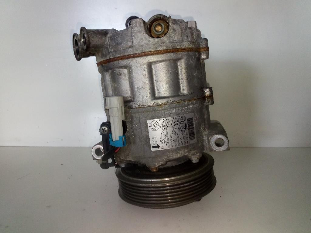 Compressore A/c 50510966 Usato