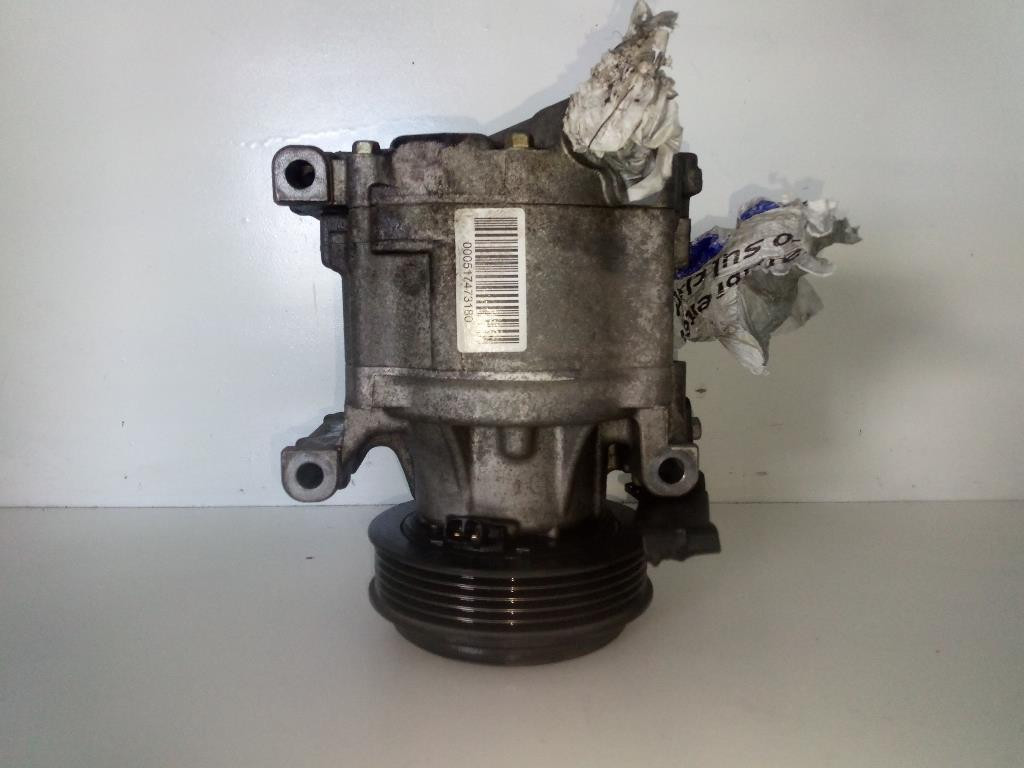 Compressore A/c 51747318 Usato