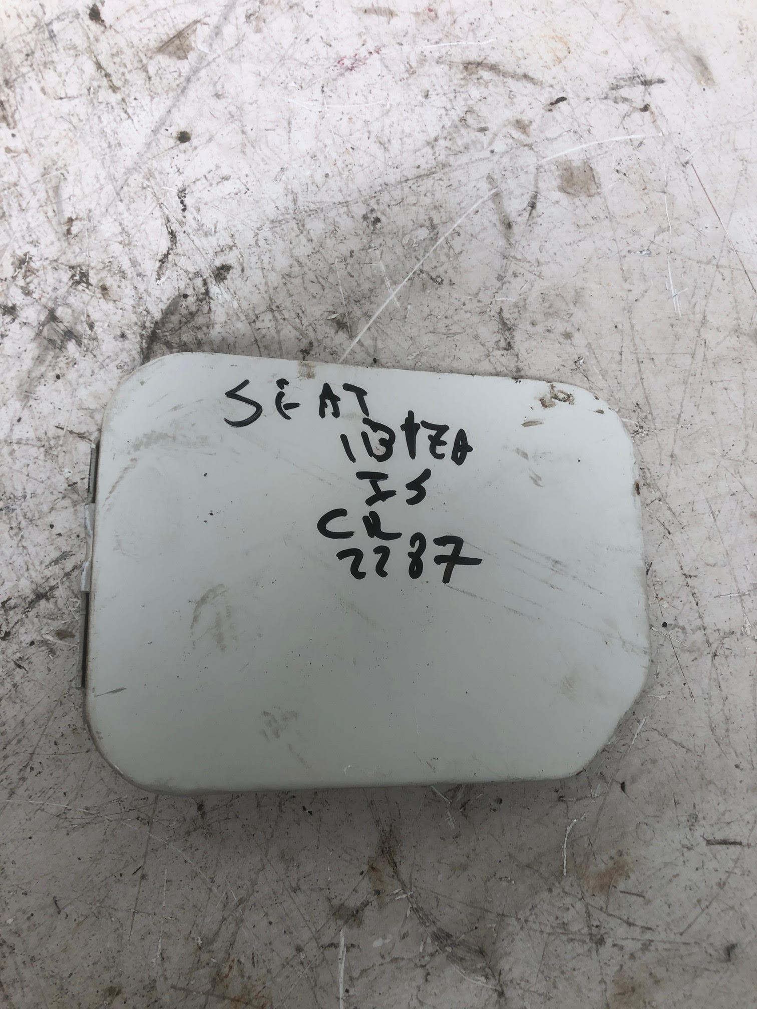 Sportellino Carburante (Seat) 6000615112 Usato