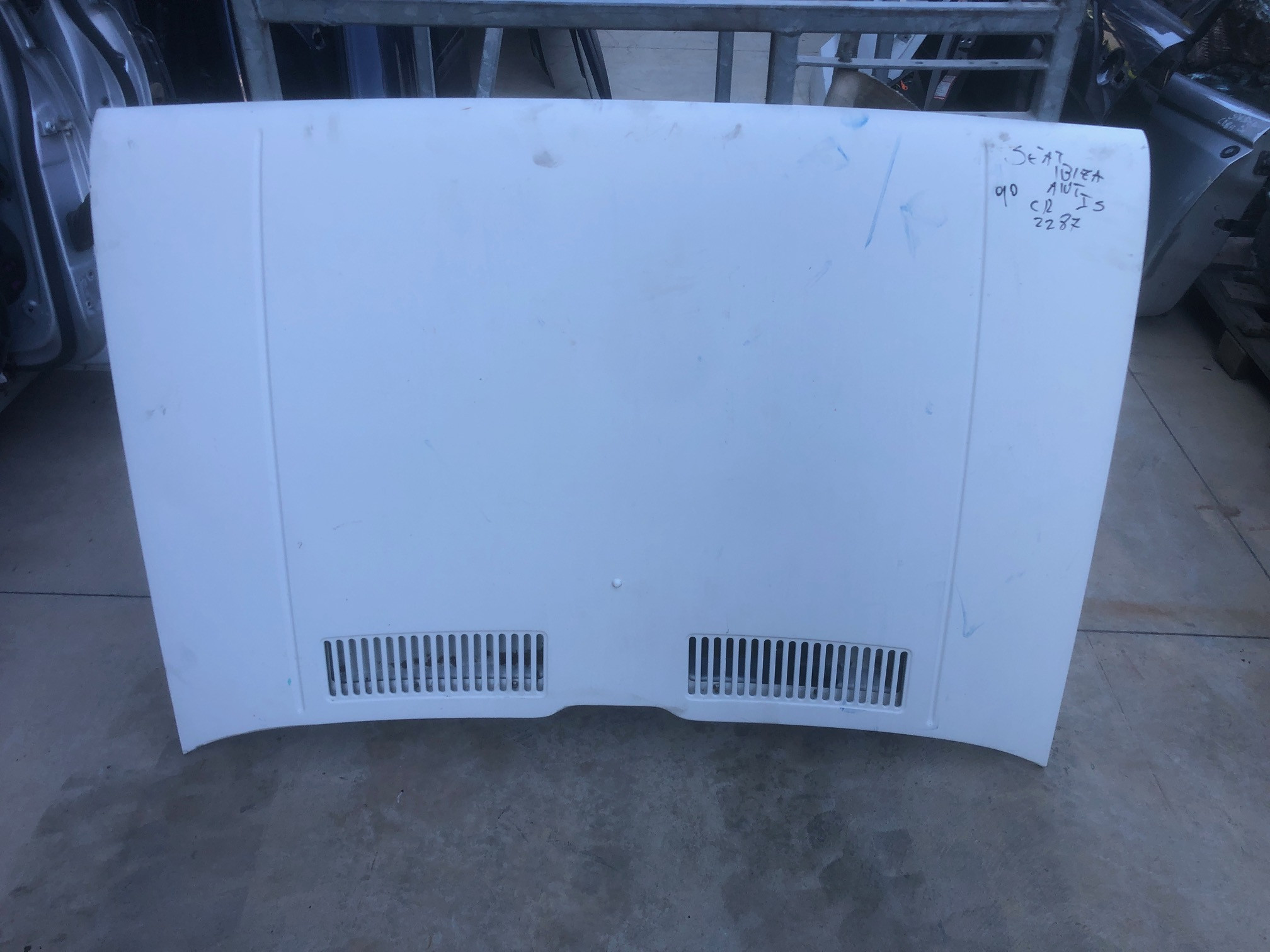 Cofano Ant. (Seat) 6000621158 Usato
