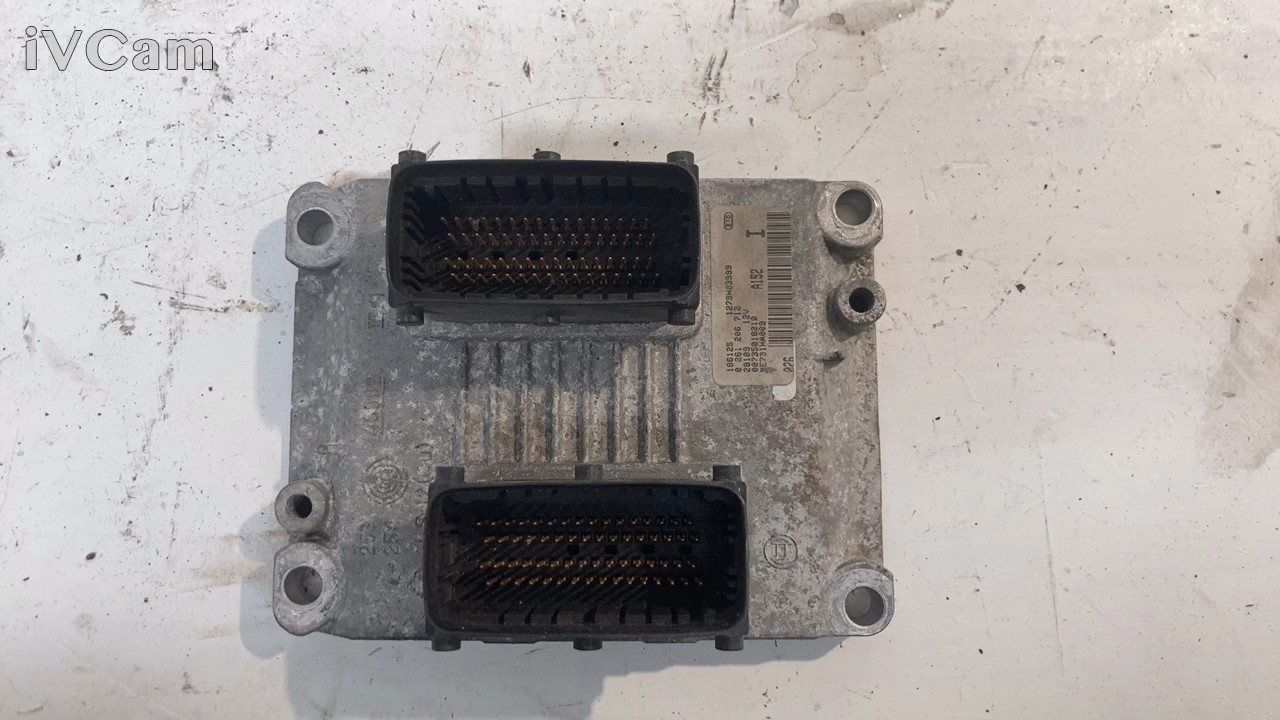 Centralina Iniezione (Alfa Romeo) 73501821 Usato