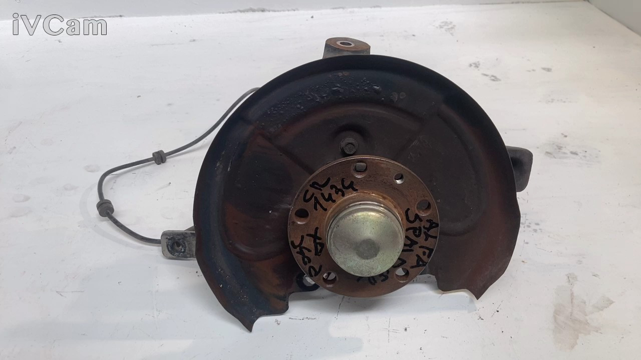 Mozzo Post. Destro (Alfa Romeo) 60612796 Usato