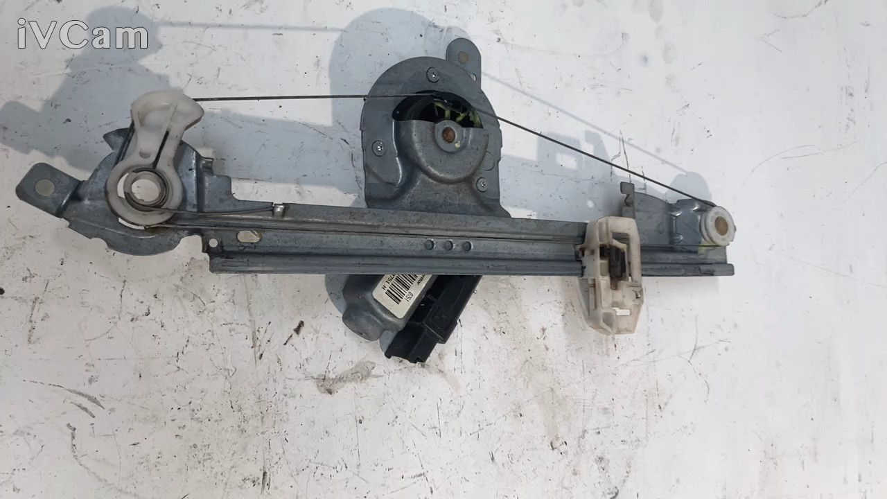 Alzacristallo Elettr. Porta Post. Sinistro (Renault) 8201010935 Usato