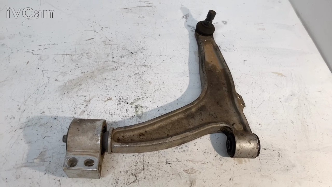 Braccio Oscillante Sosp. Ant. Sinistro (Fiat) 51748653 Usato