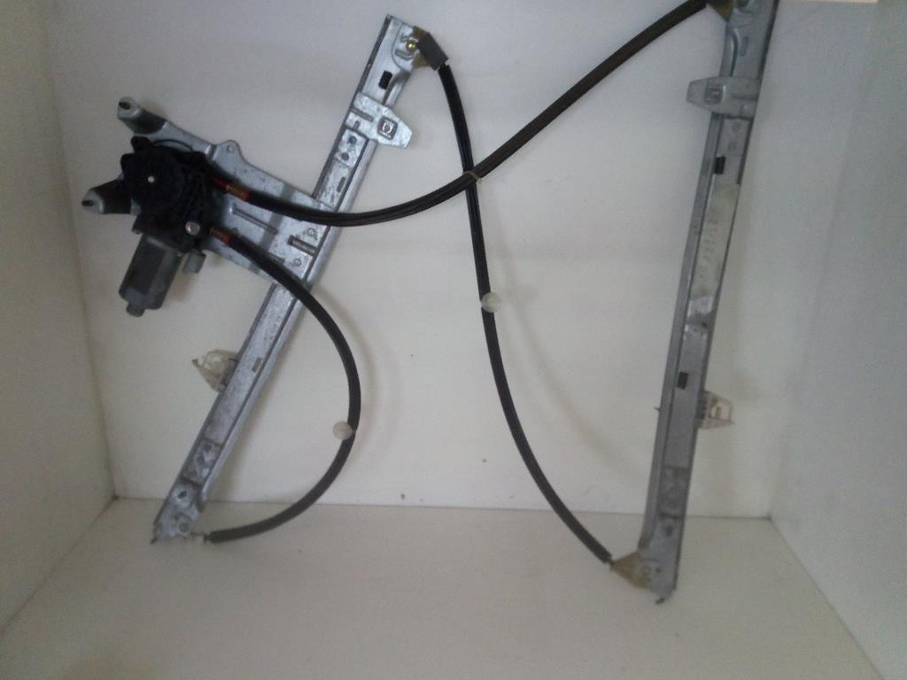 Alzacristallo Elettr. Porta Ant. Destro 0130821900 Usato