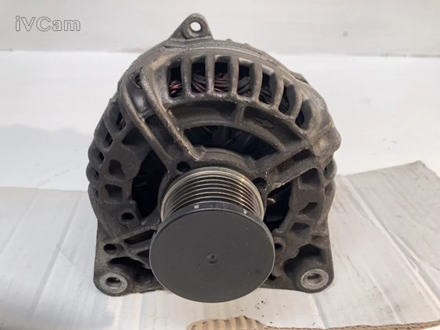 Alternatore (Renault) Usato