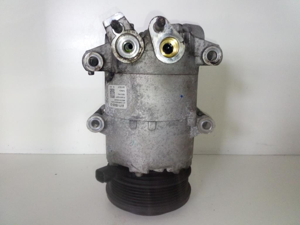 Compressore A/c AV11-19D629-CA AV1119D629CA Usato