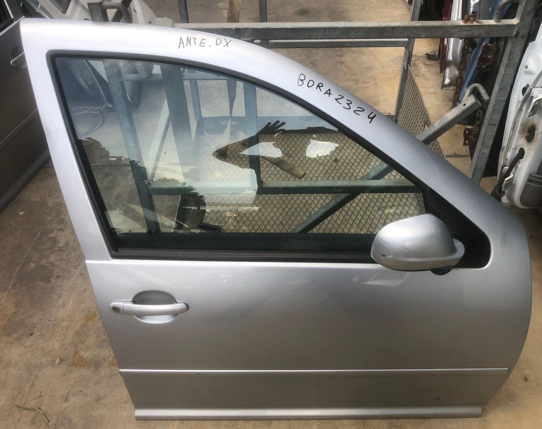 Porta Ant. Destro (Volkswagen) 1J4831056G Usato
