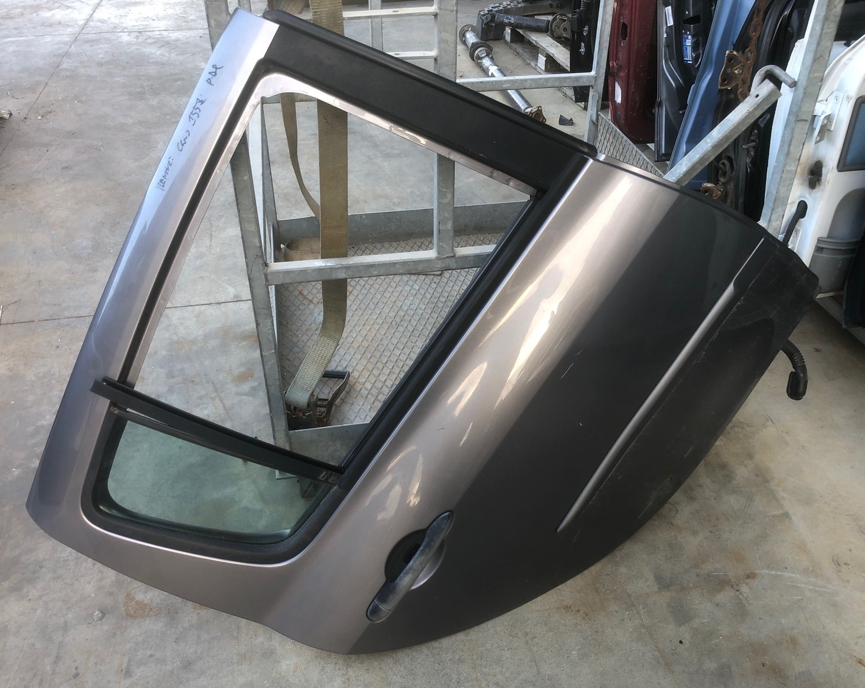 Porta Post. Destro (Renault) 7751476192 Usato