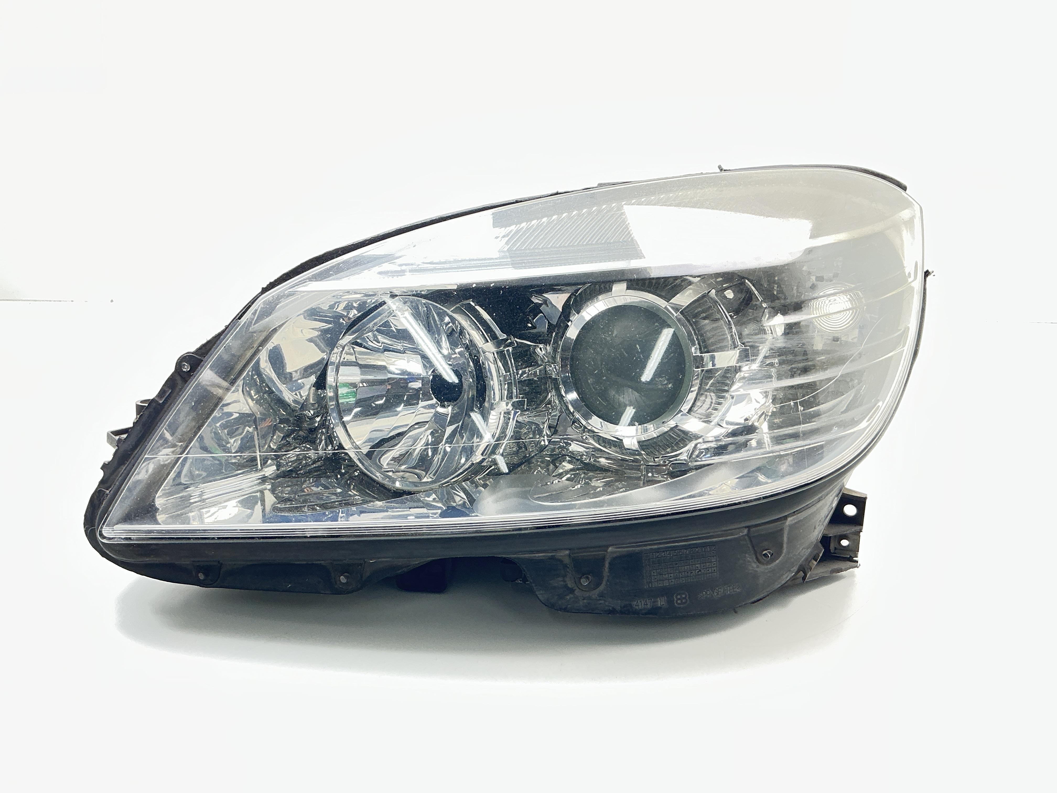 Parafango anteriore sinistro per MERCEDES (W204) CLASSE C ph. 1 2007