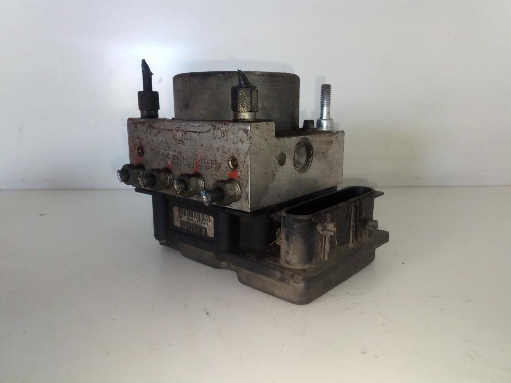 Pompa Abs (Bosch) 0265231668 0265800493 5611079J00 Usato