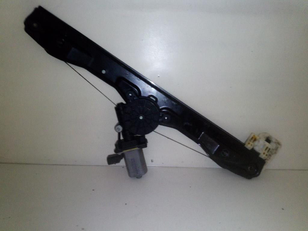 Alzacristallo Elettr. Porta Ant. Sinistro 51983617 Usato