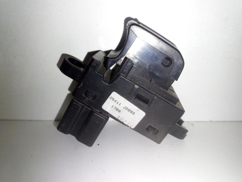 Interruttore Alzacristalli Porta Ant. Destro 25411JD000 Usato