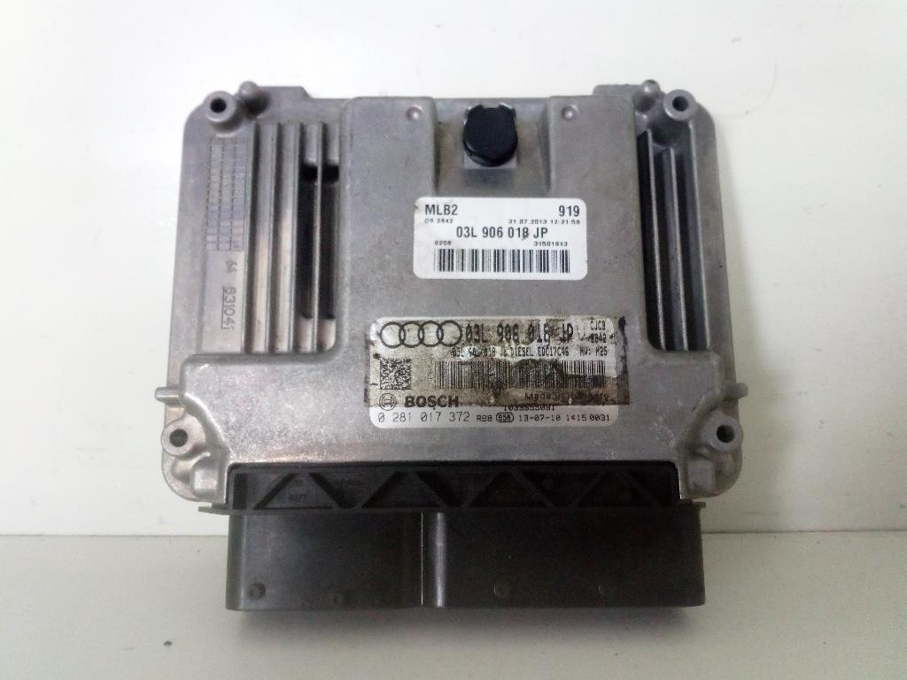 Centralina Iniezione 03L906018JP 0281017372 Usato