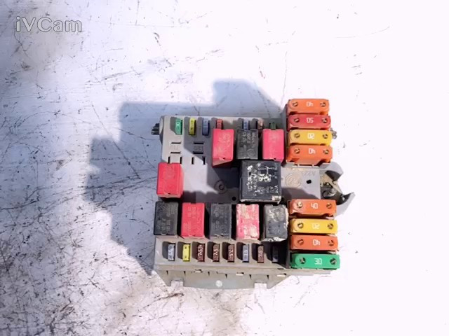 Scatola Fusibili (Fiat) 1349946080 Usato