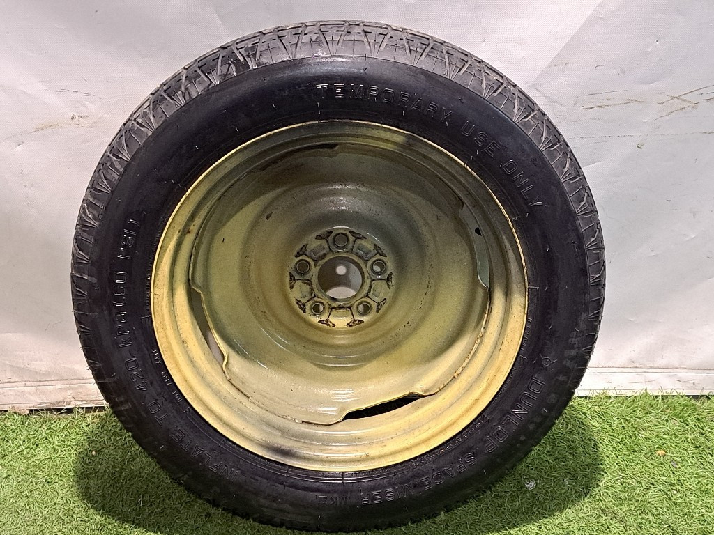 Copertura Per Pneumatico Lowrider 16 Pollici - 8 Bottoni, Velluto Swirl Oro - F&amp;R Cycle