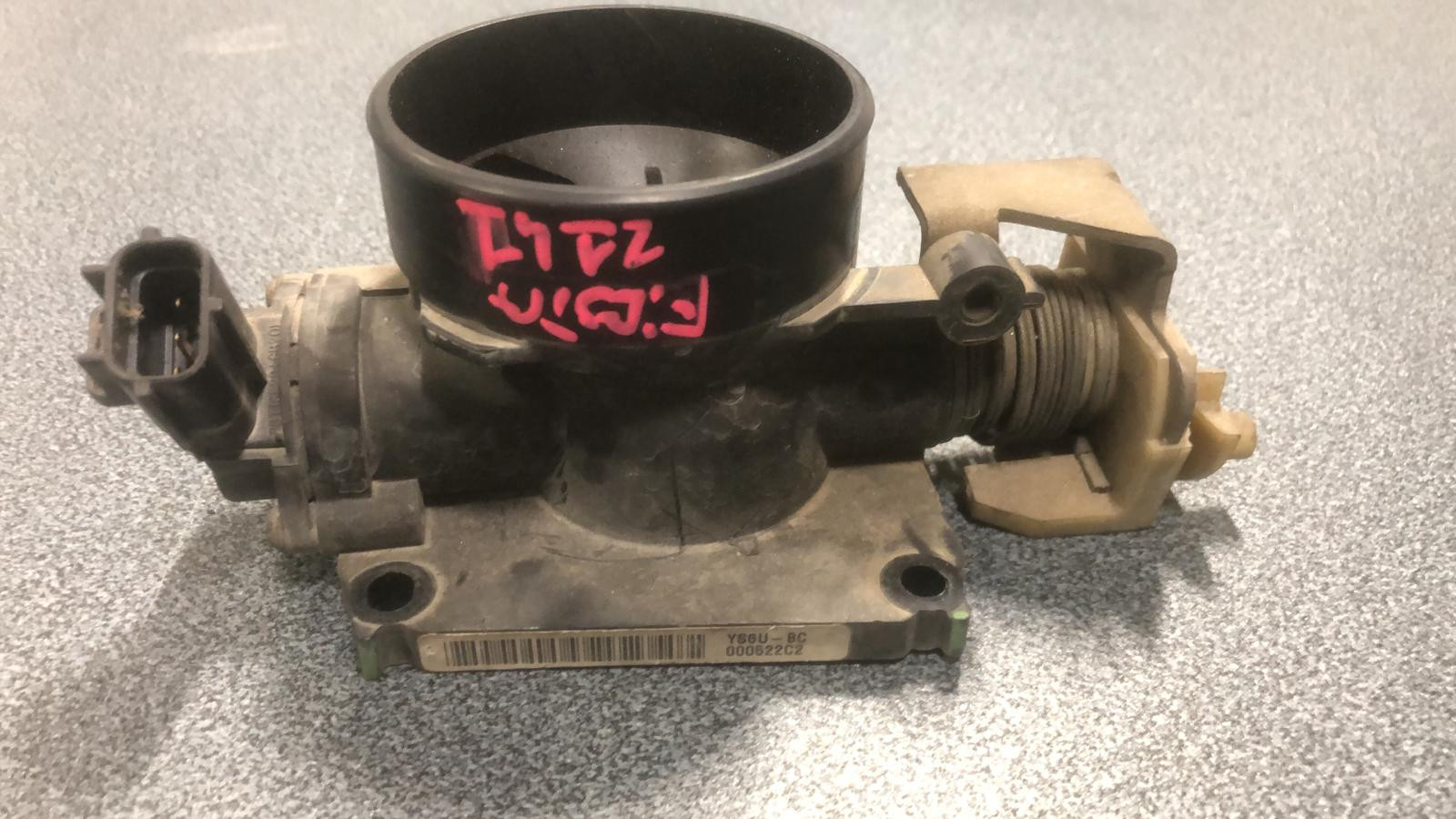Corpo Farfallato (Ford) 1145492 Usato