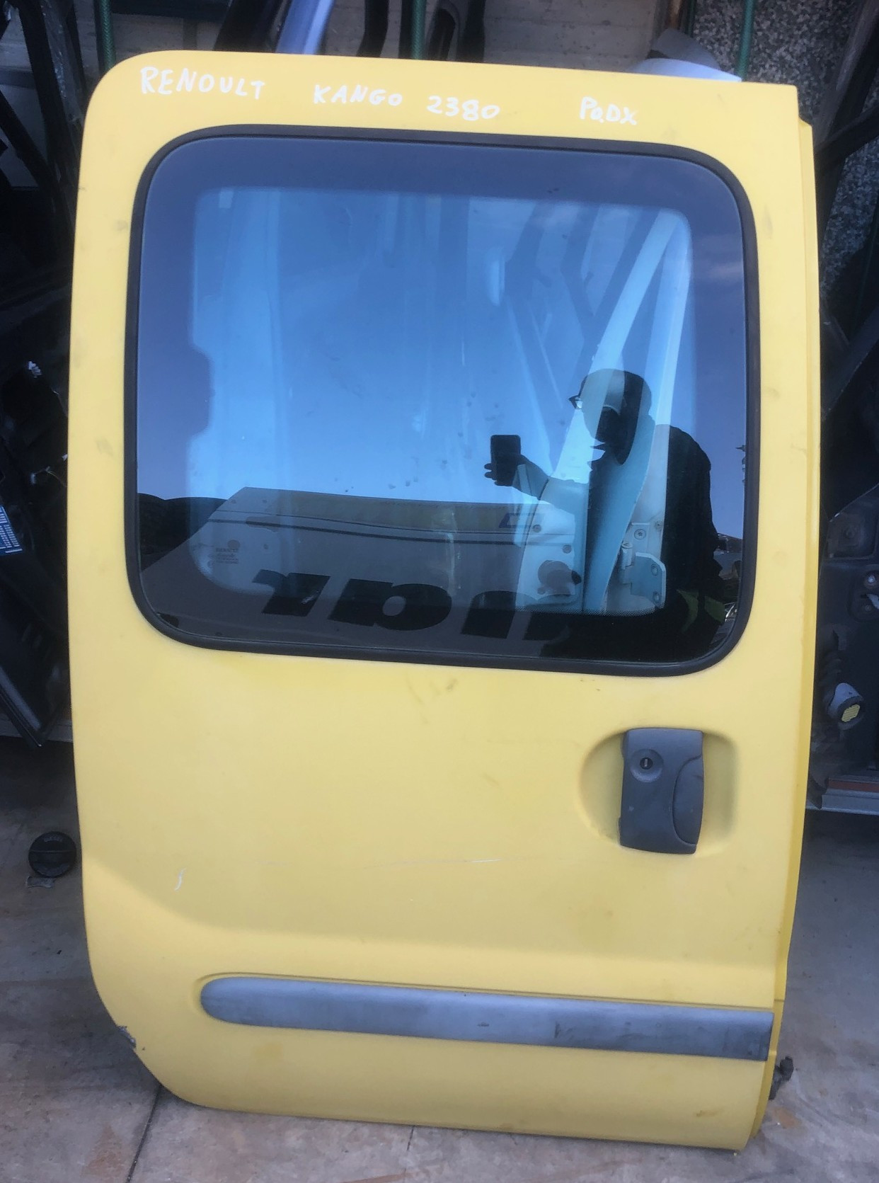 Porta Carico Lat. Scorrevole Destro (Renault) 7751473603 Usato