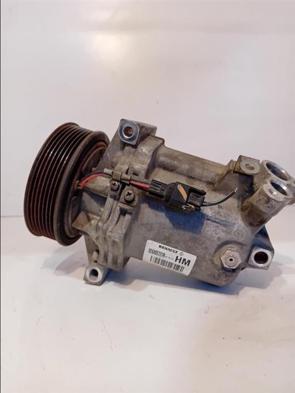 Compressore A/c 926005727R Usato