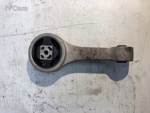 Staffa Lat. Supporto Motore L/motore (Volkswagen) 6Q0199851AR Usato