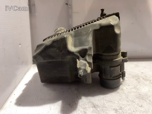 Supporto Filtro Aria (Renault) h8200176559 Usato