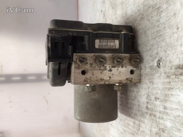 Pompa Abs (Bosch) A0064316412 Usato