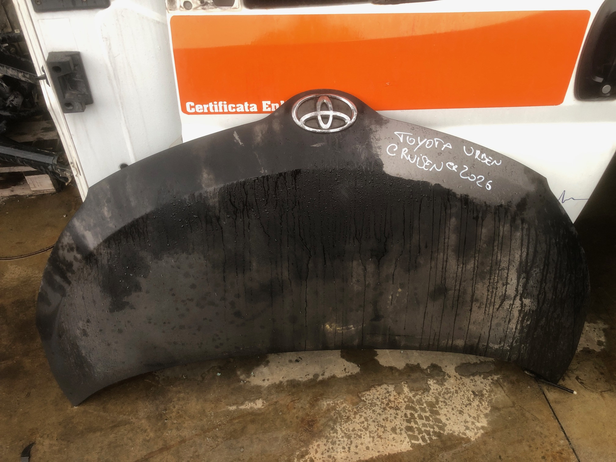 Cofano Ant. (Toyota) 5330152271 Usato