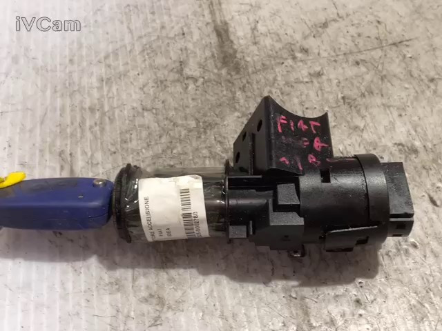Interruttore Accensione (Fiat) 61001500 Usato