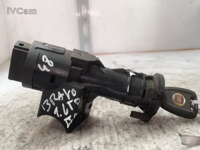 Interruttore Accensione (Fiat) 51793869 Usato