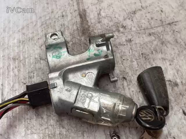 Interruttore Accensione (Volkswagen) 107905855LA Usato