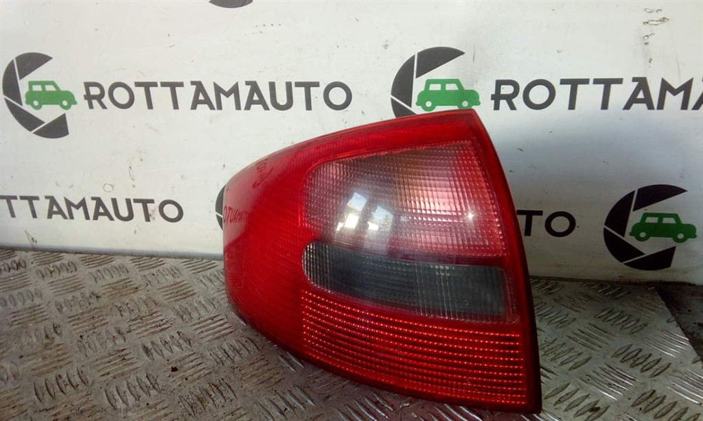 Fanale Post. Sinistro 4B5945095 Usato