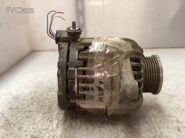 Alternatore (Toyota) 270600N011 Usato