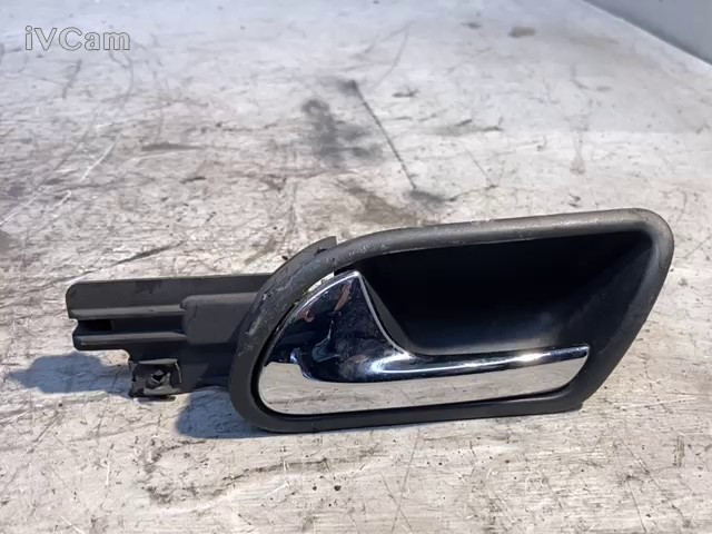 Maniglia Interna Posteriore Sinistra (Volkswagen) 1K4839113B71N Usato