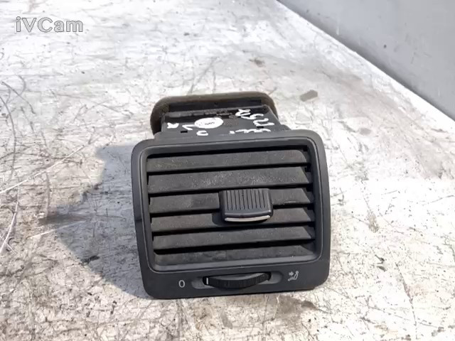 Bocchetta Aria Cruscotto Sx (Volkswagen) 1K0819703D1BZ Usato