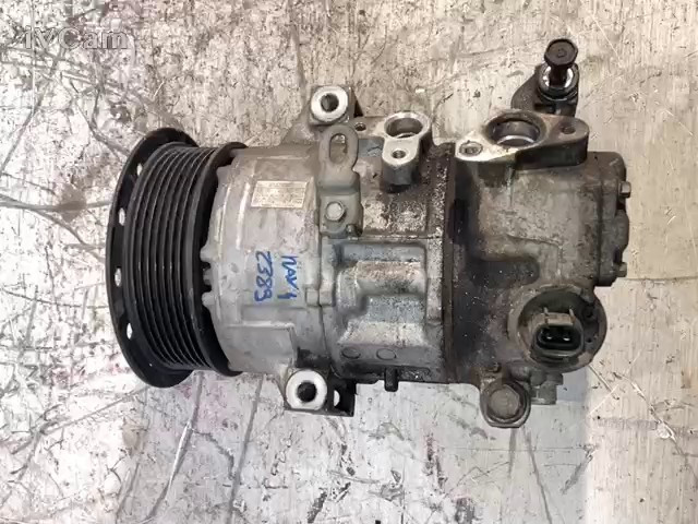 Compressore A/c (Toyota) 8831042250 Usato