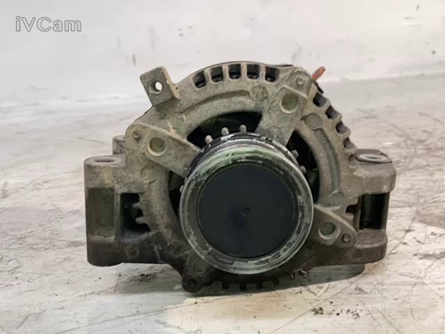 Alternatore (Toyota) 2706026030 Usato