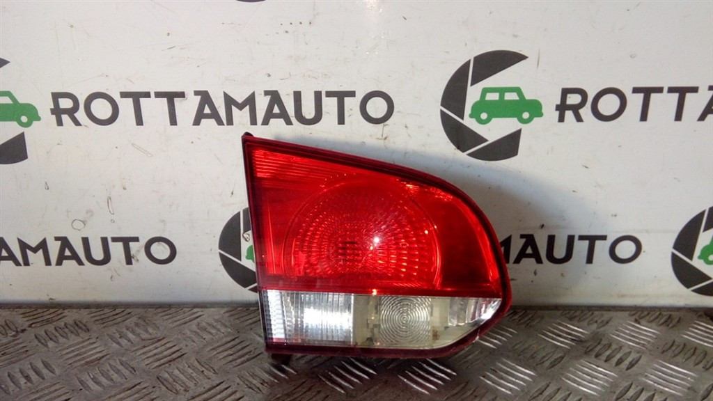 fanale stop supplementare sinistro - Immagine 1 di 3
