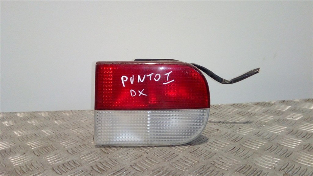 Fanale post. Destro - Immagine 1 di 3