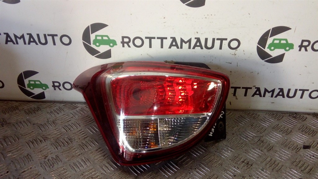 Fanale Post. Sinistro 92401B9100 Usato