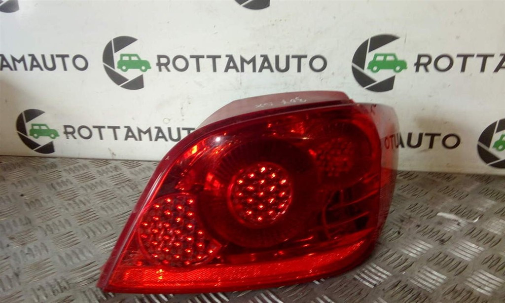 Fanale post. Destro - Immagine 1 di 3