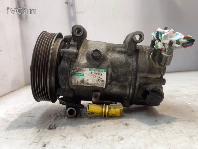 Compressore A/c (Peugeot) 9678656080 Usato