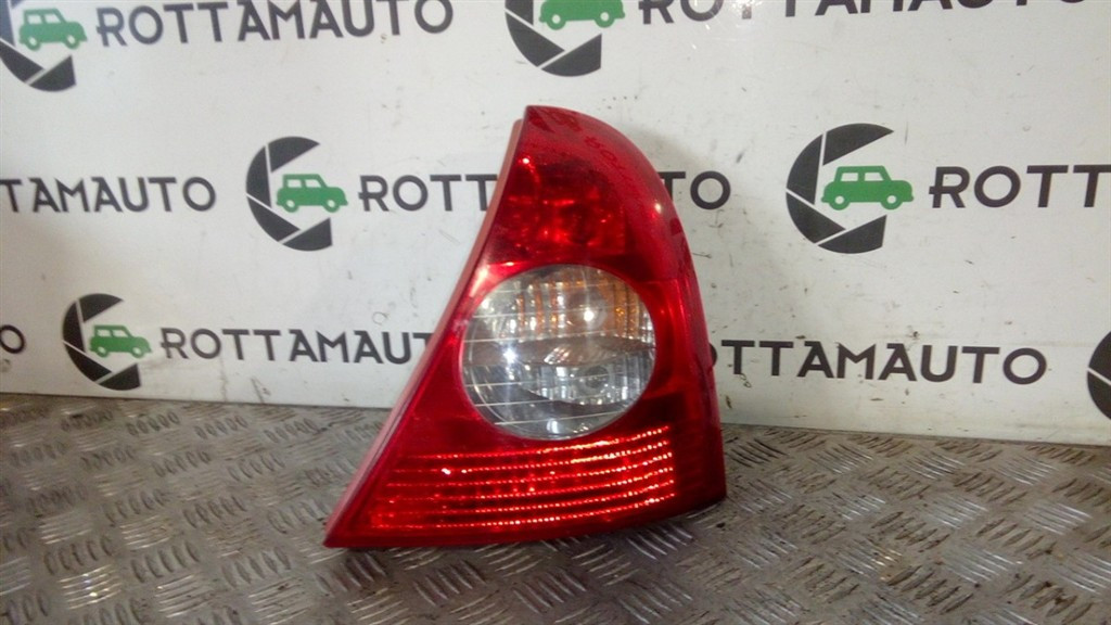 Fanale Post. Destro 8200071414 Usato