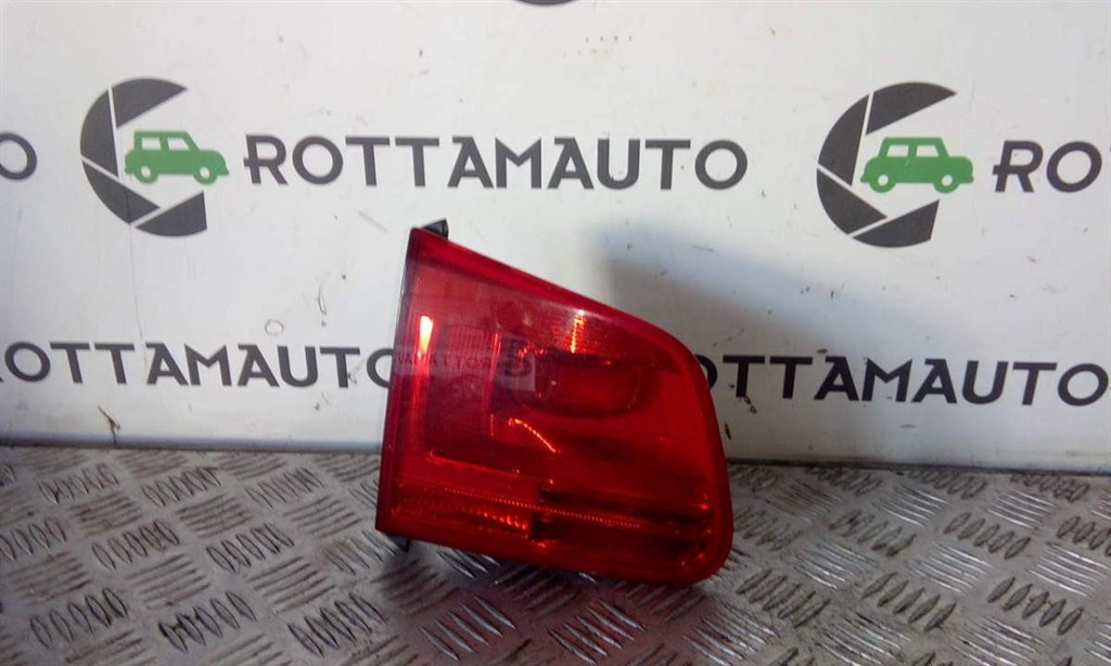 Fanale Stop Supplementare Sinistro 5N0945043G Usato