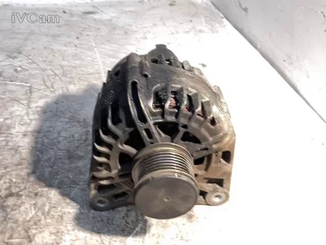 Alternatore (Renault) 7711368727 Usato