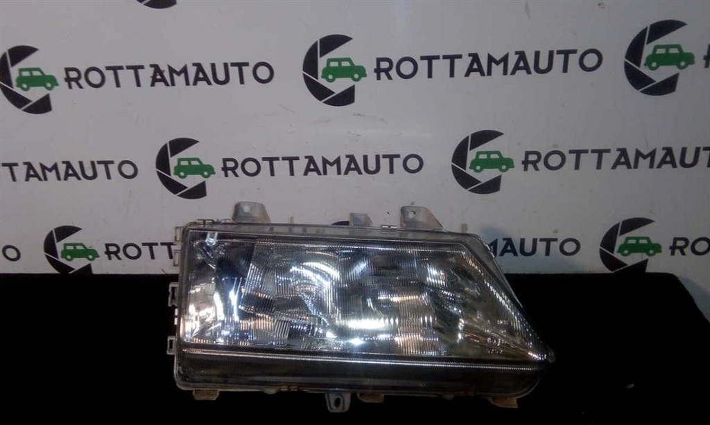 Proiettore Destro Usato