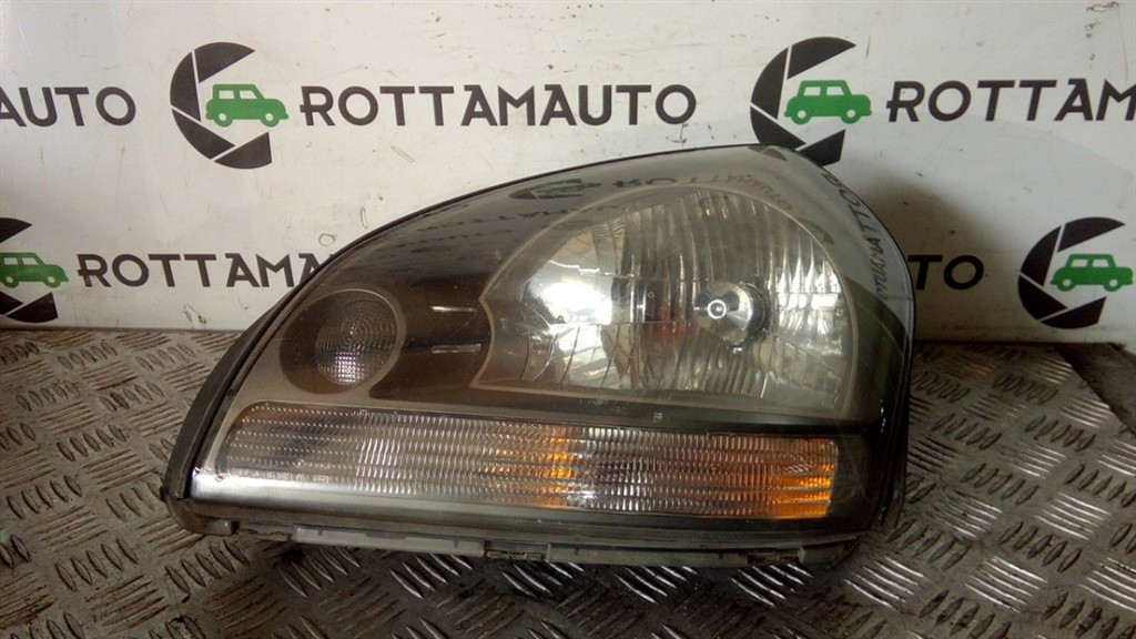 Proiettore Sinistro 921012EXXX Usato